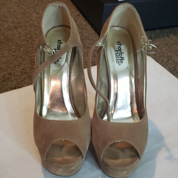 Heels - Picture 1 of 4